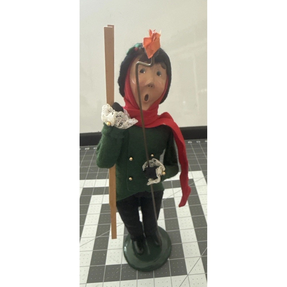 Byers Choice The Carolers 1993 Man Lamplighter with Torch and Ladder